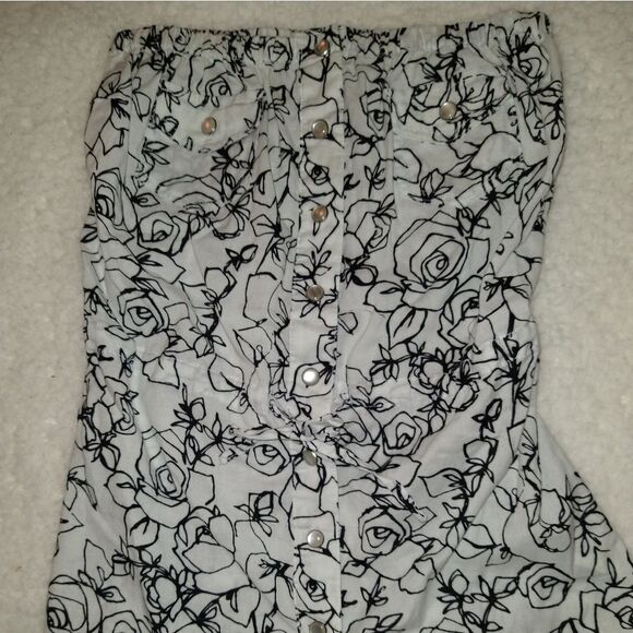 Kirra Strapless Floral Halter Top - Picture 2 of 4